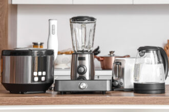 10 Of The Best Electric Kitchen Gadgets You Can Buy On Amazon, Ranked By User Ratings